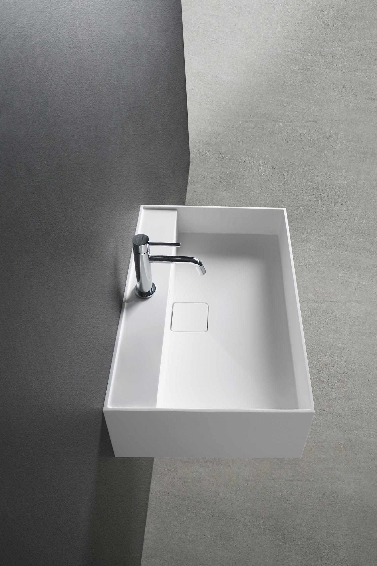 CUBE-X WM 40 w/Towel Bar-WALL MOUNT WASHBASINS-訂造一體無縫洗手盆,Tailor made Washbasins,waterbasin hk, 浴室物料,浴室裝修,訂造洗手盆,浴室翻新,Bathroomware ,Bespoke bathroom,浴室配件,訂造浴室潔具,訂造浴室傢俬,香港 浴室設計 公司,best custom bathroom furniture HK, Infinite Bath