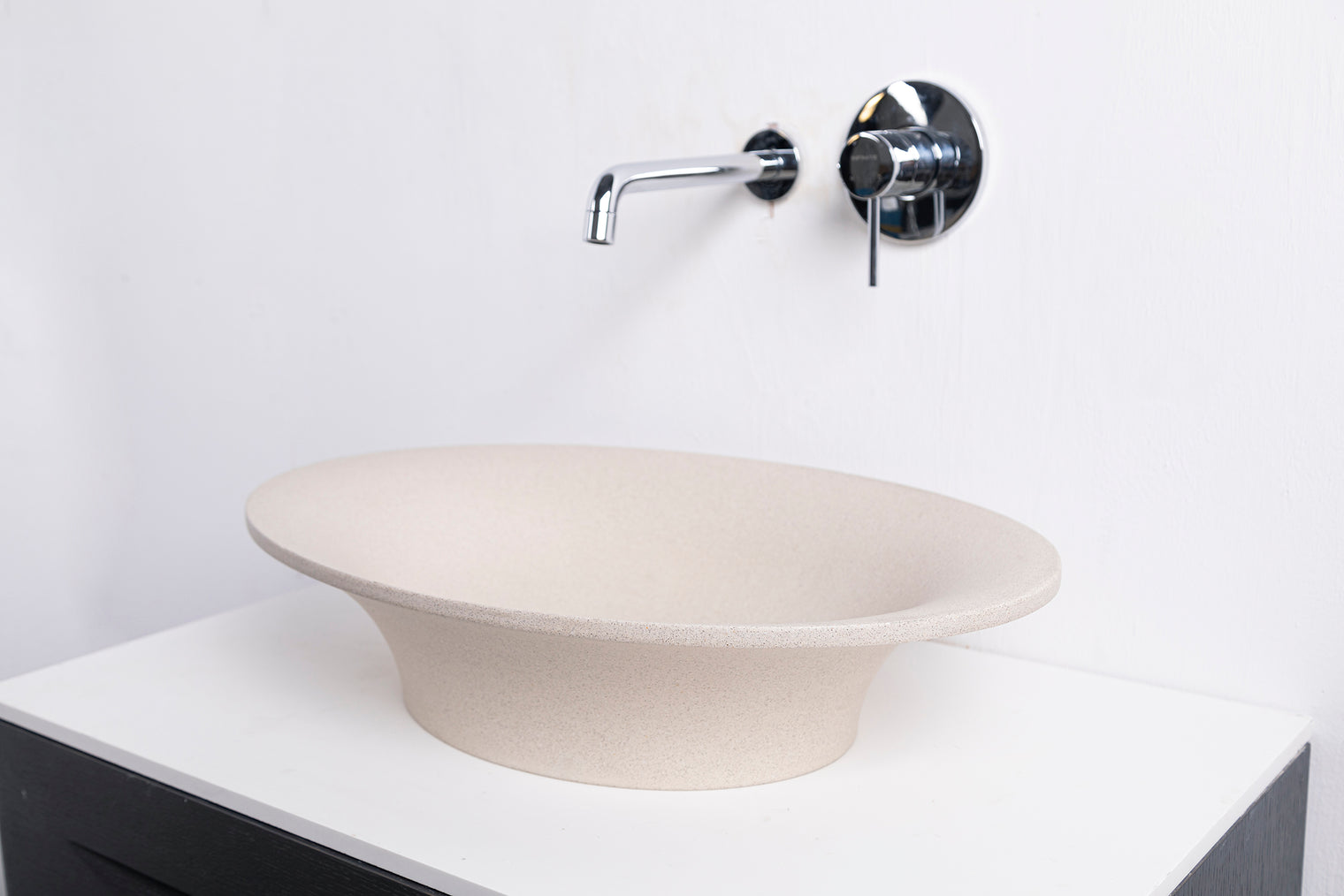 PRATO 60-OVERCOUNTER WASHBASINS-訂造一體無縫洗手盆,Tailor made Washbasins,waterbasin hk, 浴室物料,浴室裝修,訂造洗手盆,浴室翻新,Bathroomware ,Bespoke bathroom,浴室配件,訂造浴室潔具,訂造浴室傢俬,香港 浴室設計 公司,best custom bathroom furniture HK, Infinite Bath
