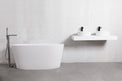 Verona 150 Freestanding Designer Solid Surfaces Oval Bathtub Verona系列1米5鵝蛋型人造石設計師獨立式鍋居浴缸採用特別溢水設計