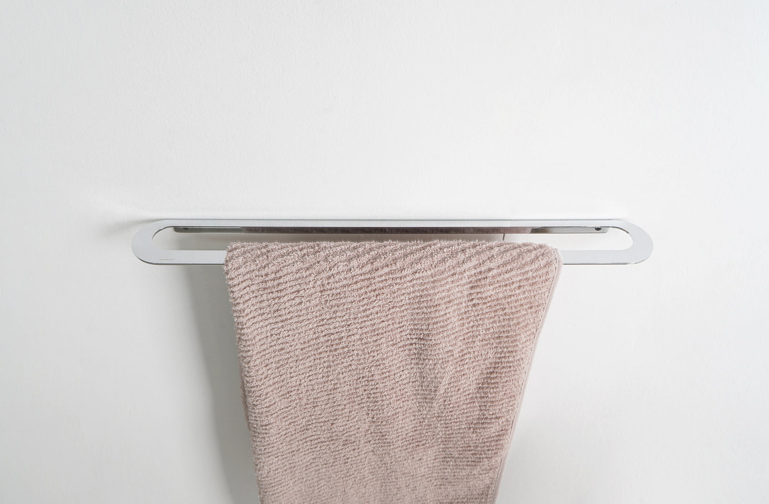 BARN Towel Rail 50 w/Shelf-Towel Rails & Towel Rings-high-end bathtub showroom Hong Kong, Infinite Bath, Infinite Showroom, mirror cabinet,Bathtub details, Bathroom Accessories,bathroom solid surface, bathroom tailor,bathroom furniture, 浴室物料,浴室配件,浴缸香港, Bathroomware ,Bespoke bathroom,洗手盤 訂造,Cloakroom,Vanities, Mirrors,Bathroom Furniture, 浴室裝修,浴室 櫃 訂造