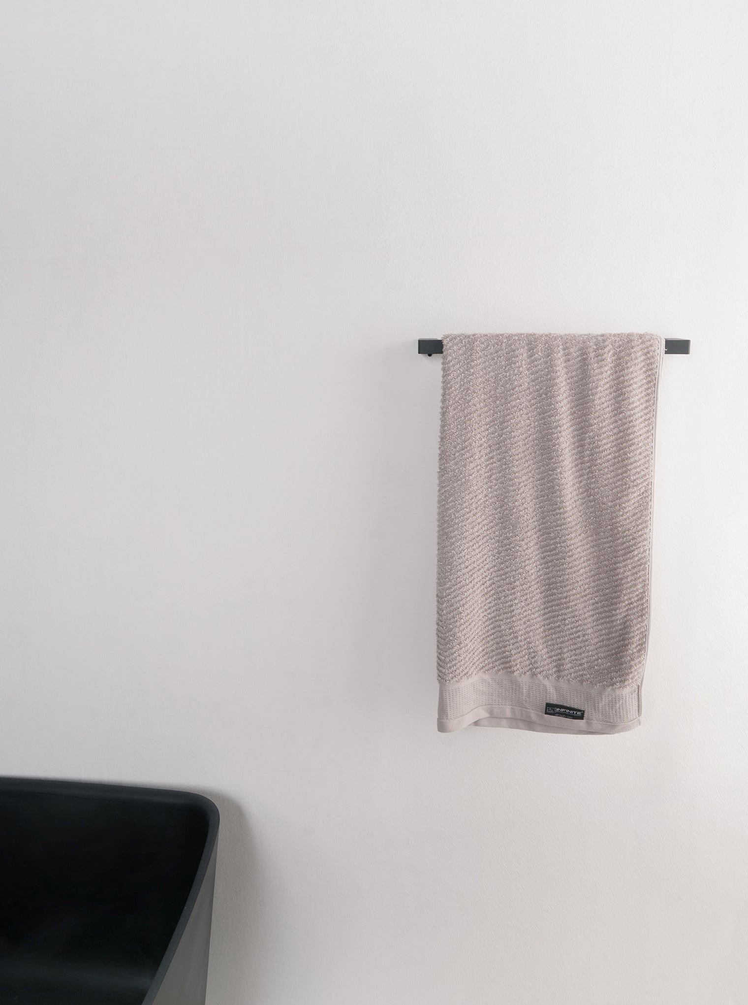 WIEN Towel Rail 60-Towel Rails & Towel Rings-high-end bathtub showroom Hong Kong, Infinite Bath, Infinite Showroom, mirror cabinet,Bathtub details, Bathroom Accessories,bathroom solid surface, bathroom tailor,bathroom furniture, 浴室物料,浴室配件,浴缸香港, Bathroomware ,Bespoke bathroom,洗手盤 訂造,Cloakroom,Vanities, Mirrors,Bathroom Furniture, 浴室裝修,浴室 櫃 訂造