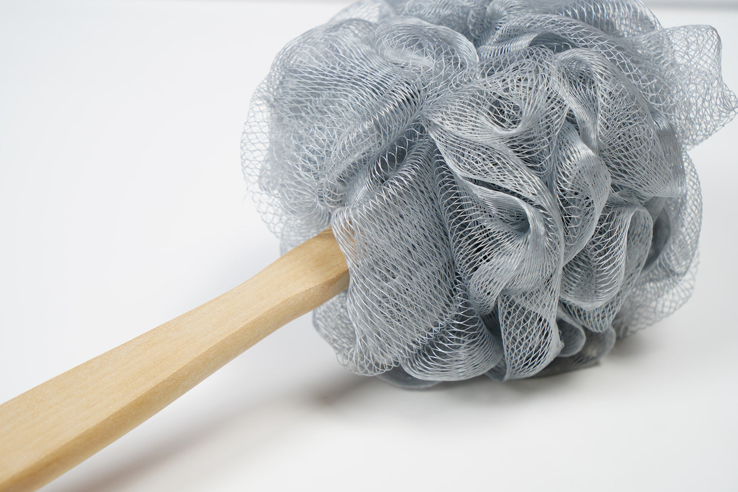 589 Loofah-Charcoal Back Shower Scrubber-Bath & Body-INFINITE-訂造洗手盆,浴室翻新, small size bathtubs, custom-made bathtub HK,freestanding bathtub Hong Kong, 獨立式 浴缸 香港, premium bathtub brands HK, Where to buy bathtubs in Hong Kong, best custom bathroom furniture HK, Infinite Bath, Infinite浴缸, Cloakroom,Vanities, Mirrors,Bathroom Furniture, 浴室裝修,浴室 櫃 訂造