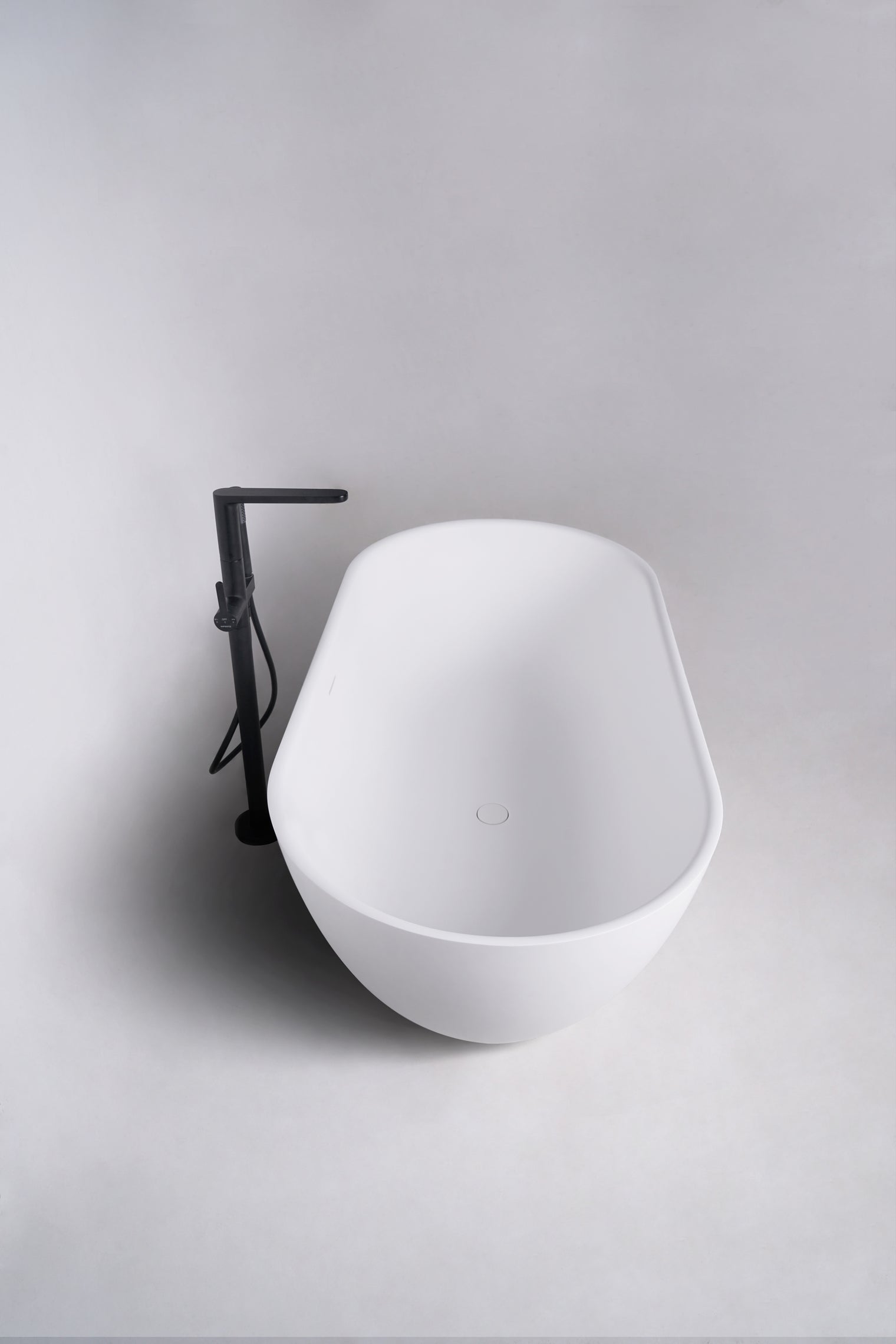 Belle 150-BATHTUBS-INFINITE-訂造洗手盆,浴室翻新, small size bathtubs, custom-made bathtub HK,freestanding bathtub Hong Kong, 獨立式 浴缸 香港, premium bathtub brands HK, Where to buy bathtubs in Hong Kong, best custom bathroom furniture HK, Infinite Bath, Infinite浴缸, Cloakroom,Vanities, Mirrors,Bathroom Furniture, 浴室裝修,浴室 櫃 訂造