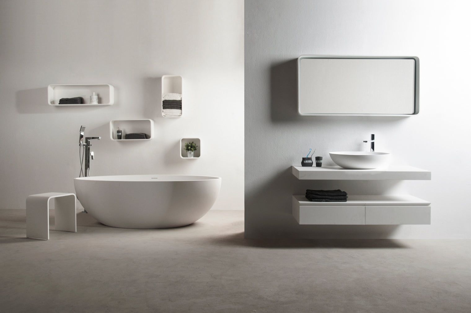 Ferrara 180-BATHTUBS-INFINITE-訂造洗手盆,浴室翻新, small size bathtubs, custom-made bathtub HK,freestanding bathtub Hong Kong, 獨立式 浴缸 香港, premium bathtub brands HK, Where to buy bathtubs in Hong Kong, best custom bathroom furniture HK, Infinite Bath, Infinite浴缸, Cloakroom,Vanities, Mirrors,Bathroom Furniture, 浴室裝修,浴室 櫃 訂造