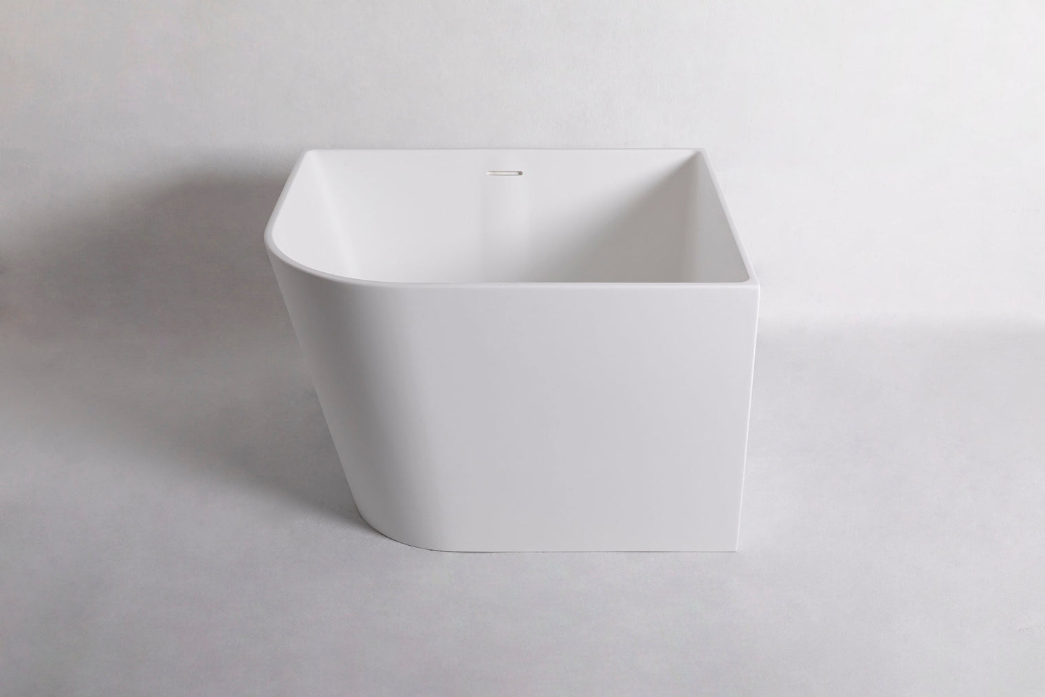 Siena 90L-BATHTUBS-INFINITE-訂造洗手盆,浴室翻新, small size bathtubs, custom-made bathtub HK,freestanding bathtub Hong Kong, 獨立式 浴缸 香港, premium bathtub brands HK, Where to buy bathtubs in Hong Kong, best custom bathroom furniture HK, Infinite Bath, Infinite浴缸, Cloakroom,Vanities, Mirrors,Bathroom Furniture, 浴室裝修,浴室 櫃 訂造