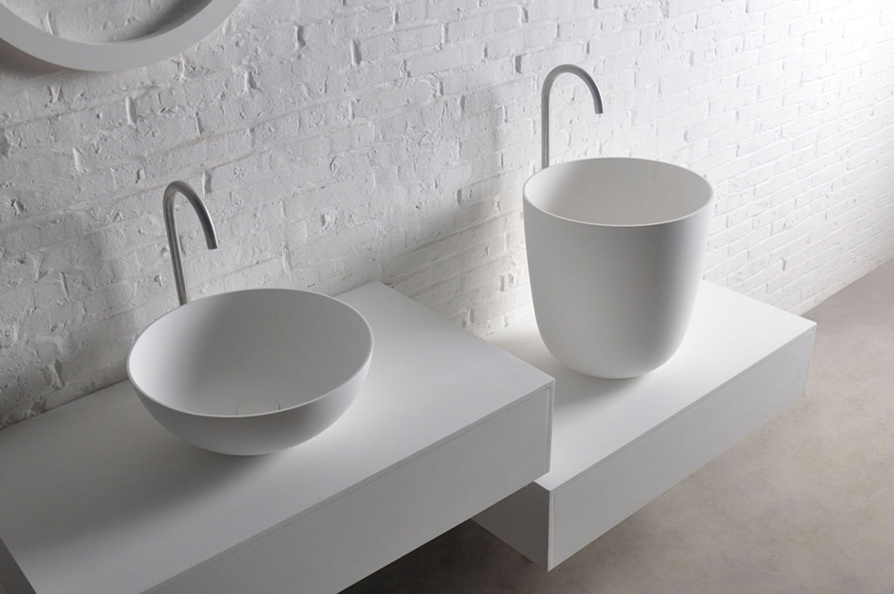 Super Thin Edge Laundry 39-OVERCOUNTER WASHBASINS-訂造一體無縫洗手盆,Tailor made Washbasins,waterbasin hk, 浴室物料,浴室裝修,訂造洗手盆,浴室翻新,Bathroomware ,Bespoke bathroom,浴室配件,訂造浴室潔具,訂造浴室傢俬,香港 浴室設計 公司,best custom bathroom furniture HK, Infinite Bath
