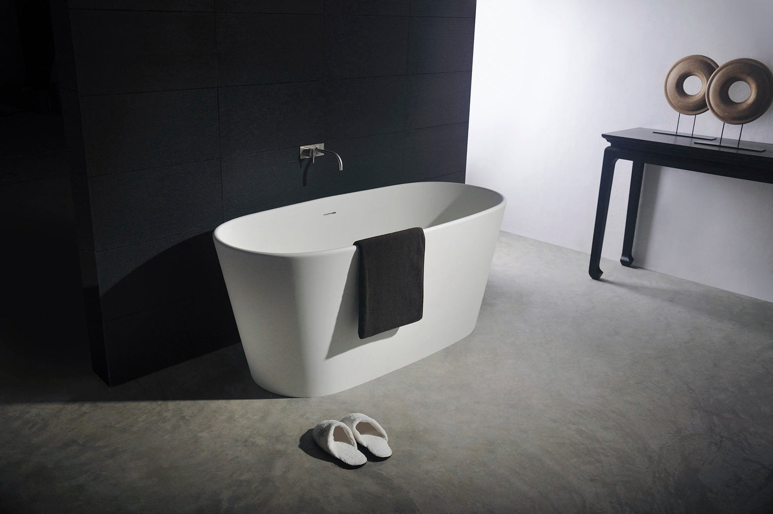 Verona 158-BATHTUBS-INFINITE-訂造洗手盆,浴室翻新, small size bathtubs, custom-made bathtub HK,freestanding bathtub Hong Kong, 獨立式 浴缸 香港, premium bathtub brands HK, Where to buy bathtubs in Hong Kong, best custom bathroom furniture HK, Infinite Bath, Infinite浴缸, Cloakroom,Vanities, Mirrors,Bathroom Furniture, 浴室裝修,浴室 櫃 訂造